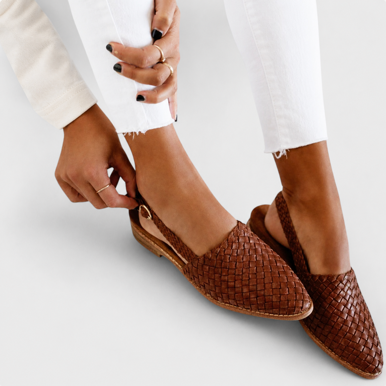 Brown (almost sold out) / US WOMEN 11/11.5